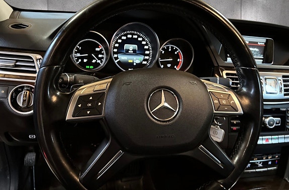 Mercedes-Benz E200 d 24 of 30