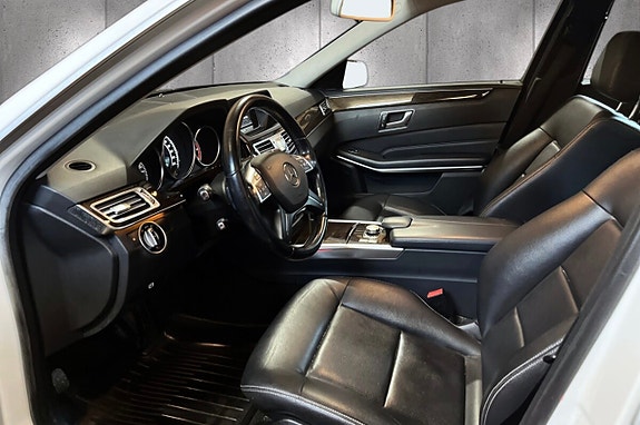 Mercedes-Benz E200 d 14 of 30