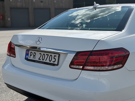 Mercedes-Benz E200 d 13 of 30