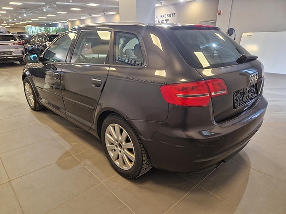 Audi A3 4 of 5
