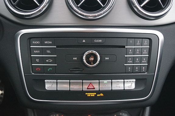 Mercedes-Benz CLA 26 of 30