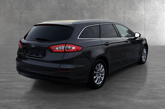 Ford Mondeo 3 of 5
