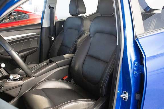 MG ZS EV 22 of 30