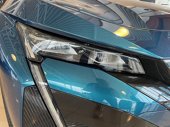 Peugeot 408 4 of 5