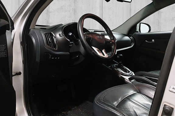 Kia Sportage 24 of 30
