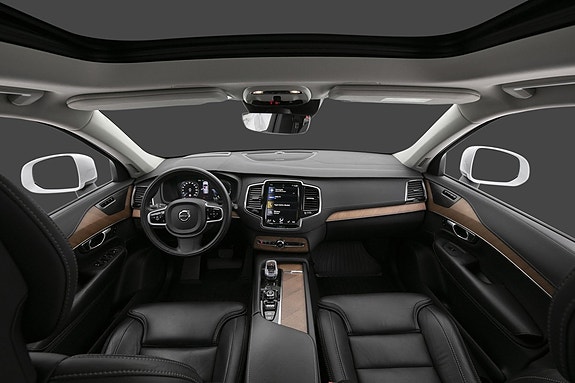 Volvo XC90 4 of 14