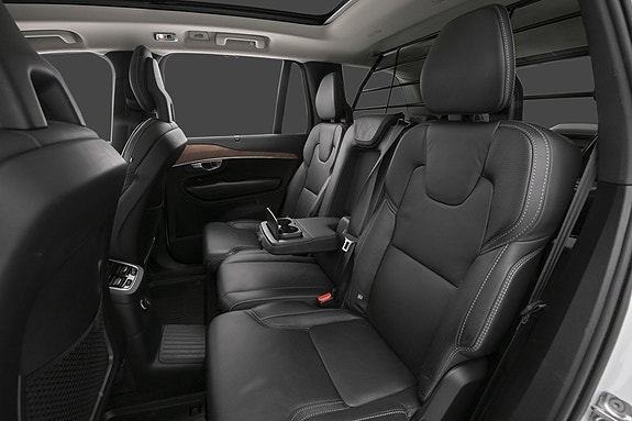 Volvo XC90 6 of 14