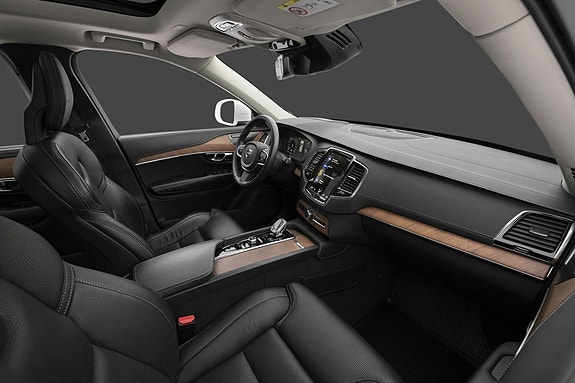 Volvo XC90 5 of 14