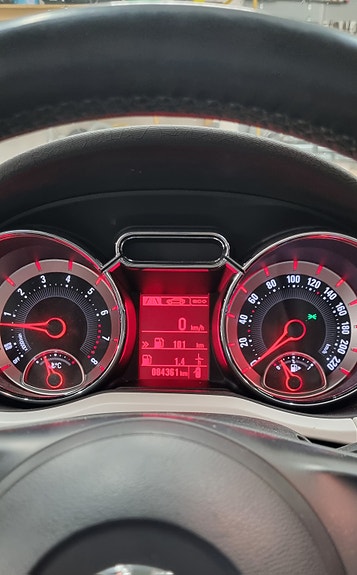 Opel ADAM 10 of 13