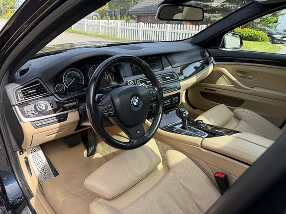 BMW M550d 10 of 30