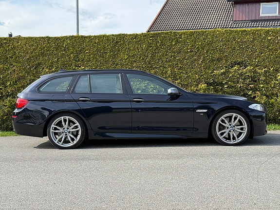 BMW M550d 4 of 5