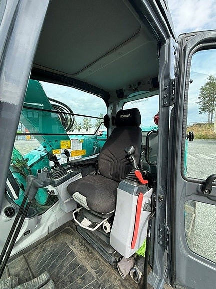 Kobelco SK75SR-7 8 of 11