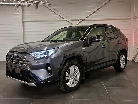 Toyota RAV4 5 of 30