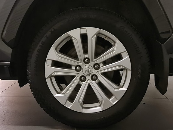 Toyota RAV4 12 of 30