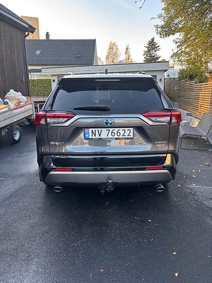 Toyota RAV4 9 of 30