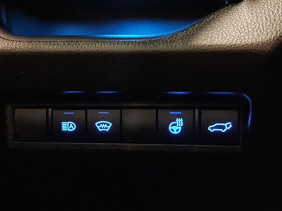 Toyota RAV4 22 of 30