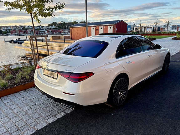 Mercedes-Benz S500 4 of 27