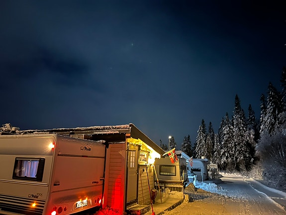 Polar 560  med spikertelt på Høgkjølen fjellcamp 2 of 23
