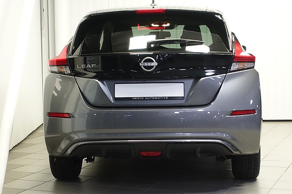 Nissan Leaf 5 of 5