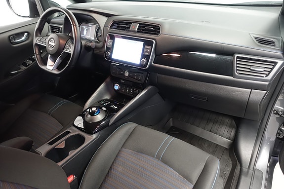 Nissan Leaf 15 of 23