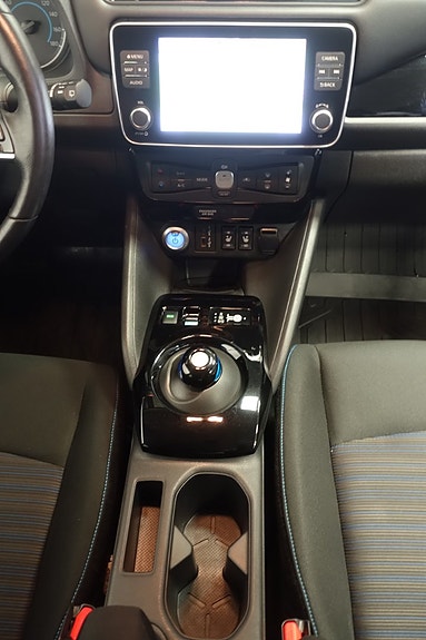 Nissan Leaf 21 of 23