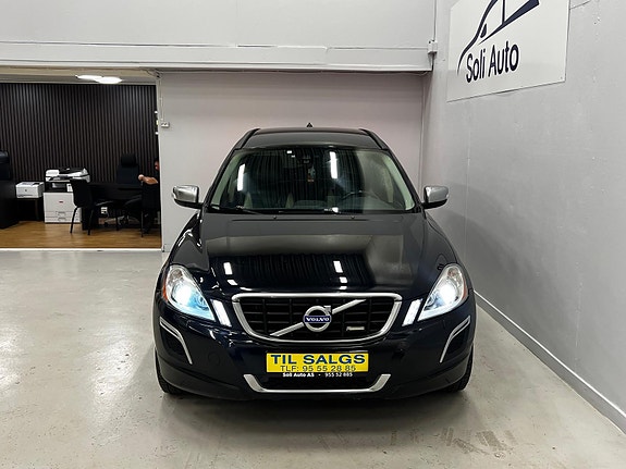 Volvo XC60 4 of 5