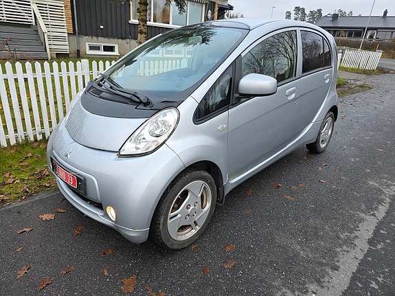 Mitsubishi i-Miev 2 of 19