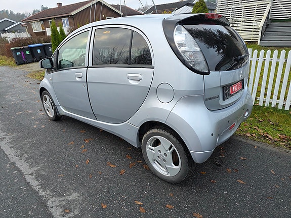 Mitsubishi i-Miev 4 of 19