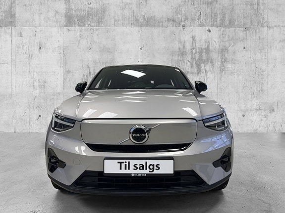 Volvo C40 2 of 5