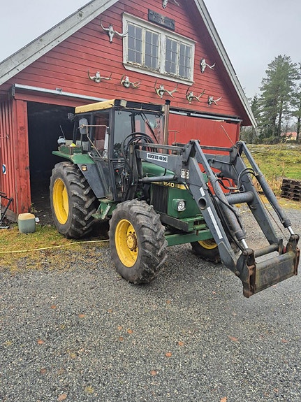 John Deere 1640