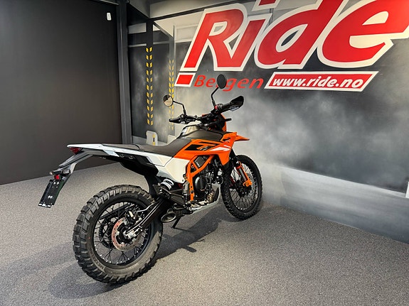 KTM 390 Enduro R 12 of 15