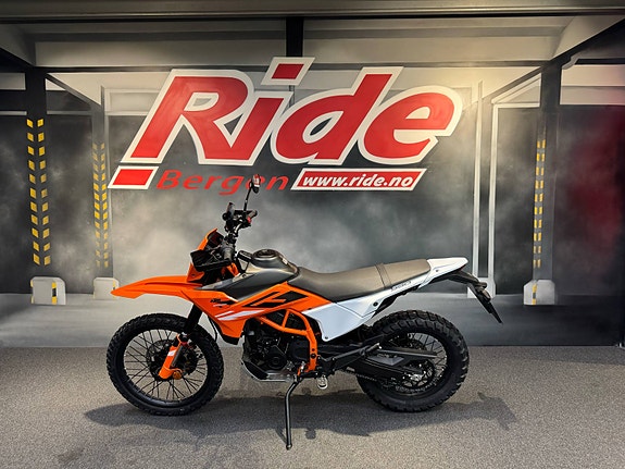KTM 390 Enduro R 7 of 15