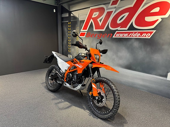 KTM 390 Enduro R 2 of 5