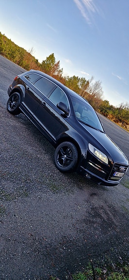 Audi Q7 5 of 30