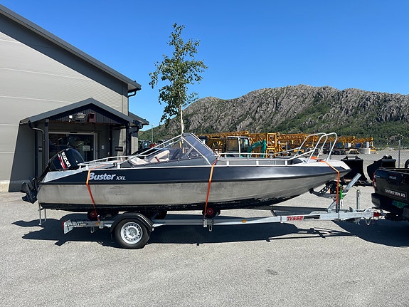BUSTER XXL M/115 motor og henger