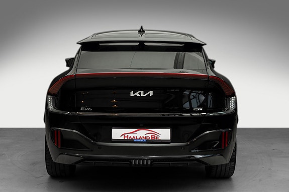 Kia EV6 4 of 5