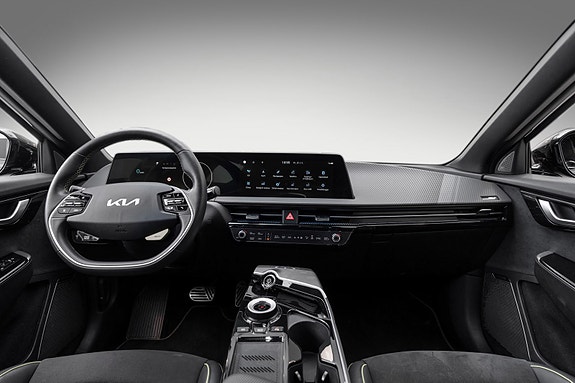 Kia EV6 14 of 30