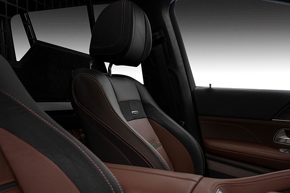 Mercedes-Benz GLS63 19 of 30