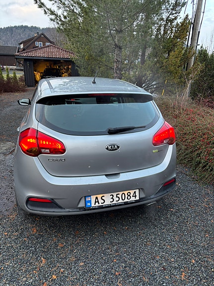 Kia Ceed 4 of 5