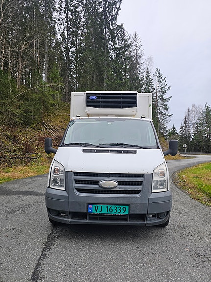 Ford Transit 2 of 9