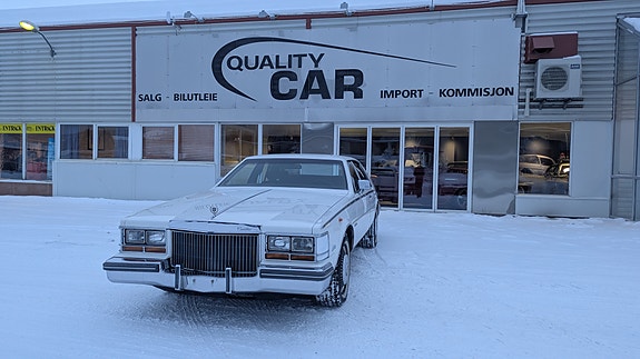 Cadillac Seville 3 of 5