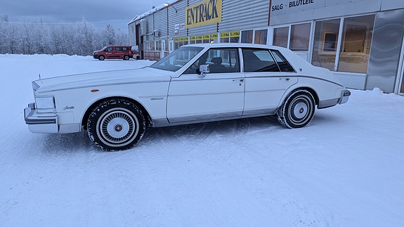Cadillac Seville 5 of 5