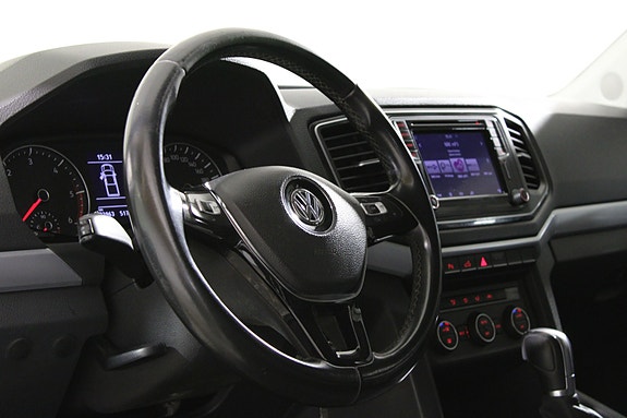 Volkswagen Amarok 27 of 30