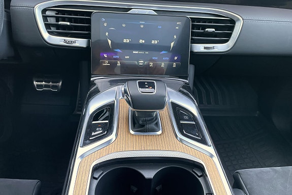 Digital betjening av klimaanlegget via dedikert touchpanel