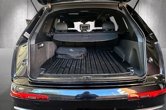 Audi Q7 26 of 30