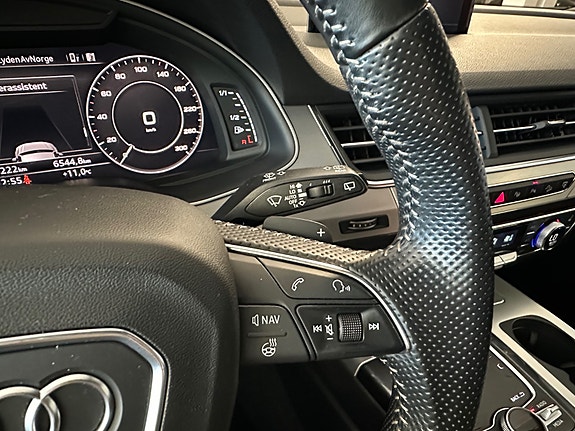 Audi Q7 19 of 30