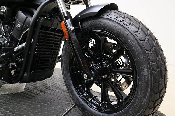 INDIAN Scout Bobber 13 of 26