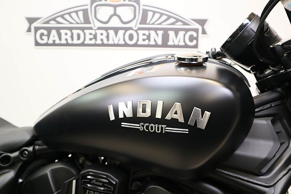 INDIAN Scout Bobber 26 of 26