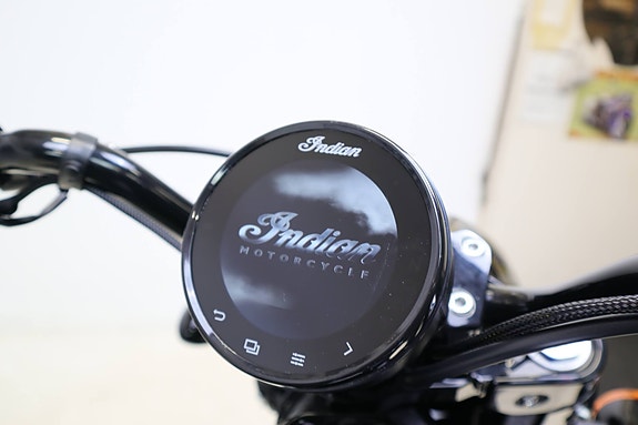 INDIAN Scout Bobber 17 of 26