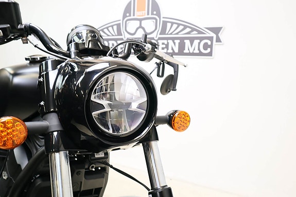 INDIAN Scout Bobber 12 of 26